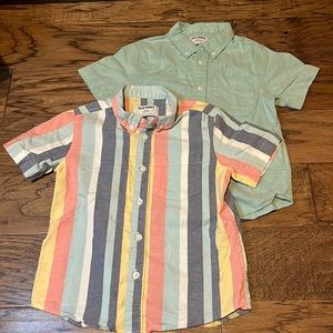 Bundle of 2 Old Navy Short Sleeve button-downs size XS(5)